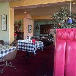 E Lu Fa Restaurant - Interior