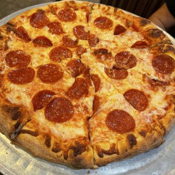 Hole In One - Pepperoni pizza - Bars Near Me - Montebello, California