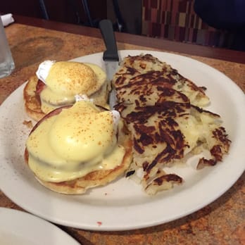 Bill's Cafe - Eggs Benedict - American Near Me - San Jose, California