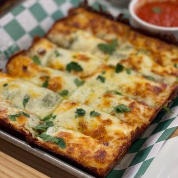 Wrecktangle Pizza - GARLIC BREAD STYX - Pizza Near Me - Minneapolis, Minnesota Wrecktangle Pizza - GARLIC BREAD STYX - Pizza Near Me - Minneapolis, Minnesota