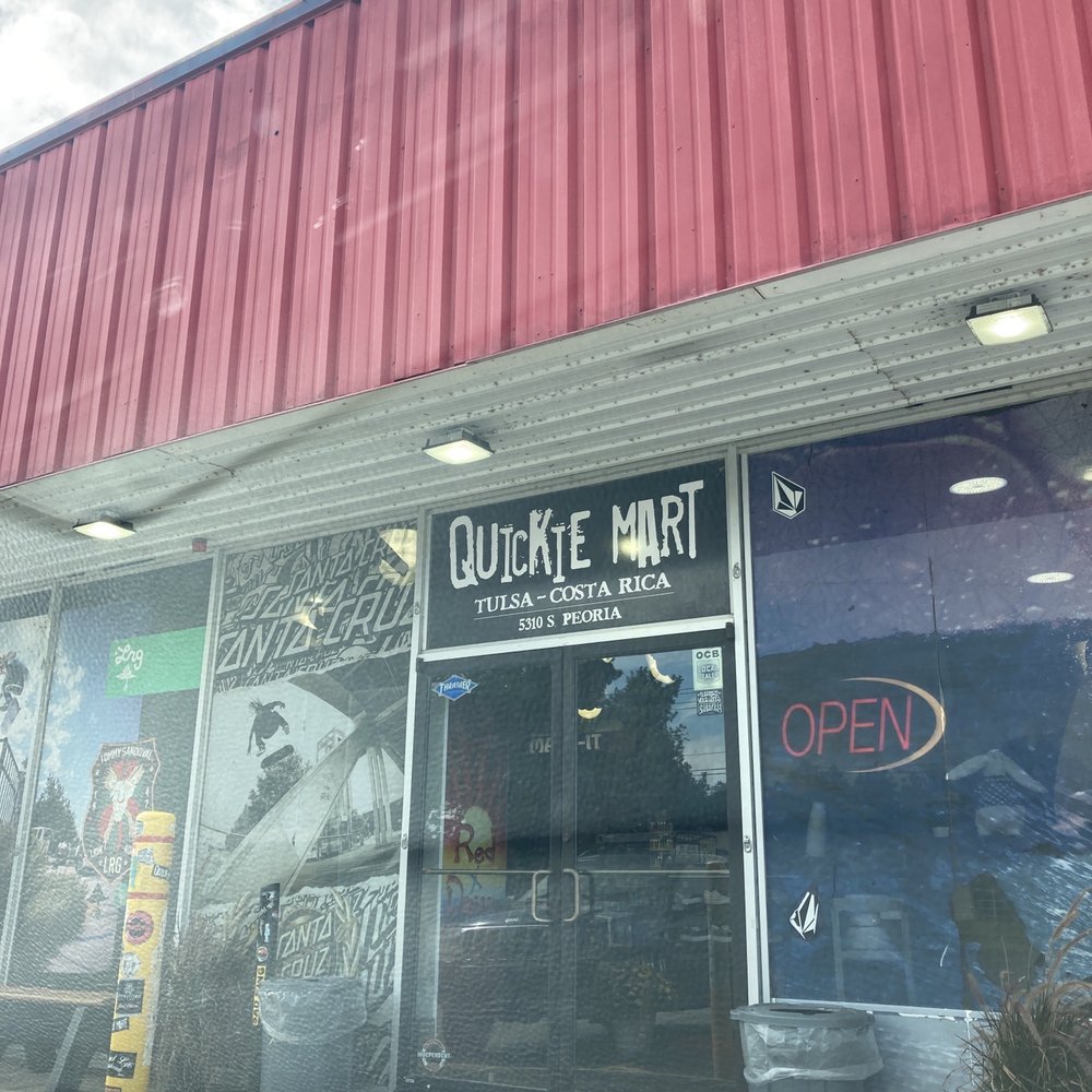 Quickie Mart - Exterior - Disc Golf Near Me - Tulsa, Oklahoma