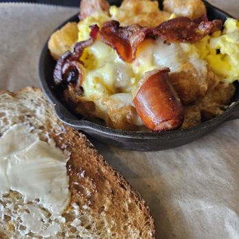 WOB Bar & Kitchen - Hangover skillet yum! - American Near Me - Augusta, Georgia WOB Bar & Kitchen - Hangover skillet yum! - American Near Me - Augusta, Georgia