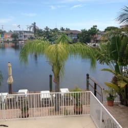 Manatee Bay Inn