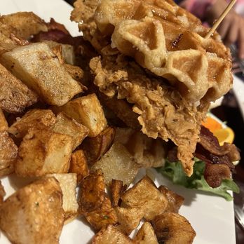 Woodbridge Social - Big Daddy Chicken and Waffles Plate - American Near Me - Woodbridge, Connecticut Woodbridge Social - Big Daddy Chicken and Waffles Plate - American Near Me - Woodbridge, Connecticut