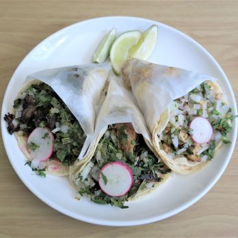 El Cuñao Deli - Pulled pork, grilled beef, grilled chicken tacos - wonderful - Tacos Near Me - Nyack, New York El Cuñao Deli - Pulled pork, grilled beef, grilled chicken tacos - wonderful - Tacos Near Me - Nyack, New York