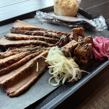 Horn Barbecue - Brisket and Mac - Desserts Near Me - Lafayette, California
