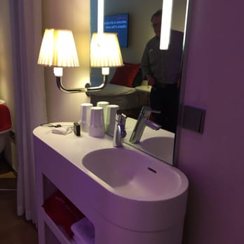 CitizenM Hotel - Hotels Near Me - Glasgow, GLG