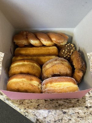 Donut King by null