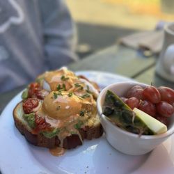 Guglhupf Bakery & Restaurant