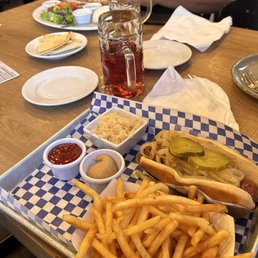 Brat, cider Brat, cider
