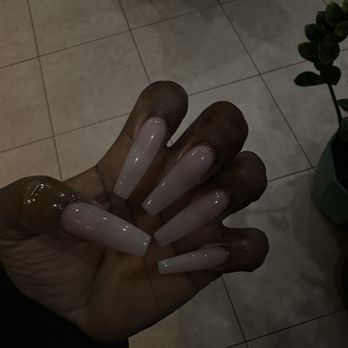 Sunflower Nails - Nail Salons Near Me - Alexandria, Virginia
