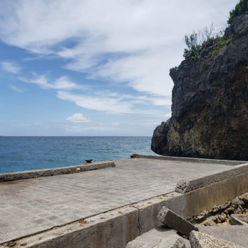 Cujo's Keyhole - Landmarks & Historical Buildings Near Me - Malay, AKL