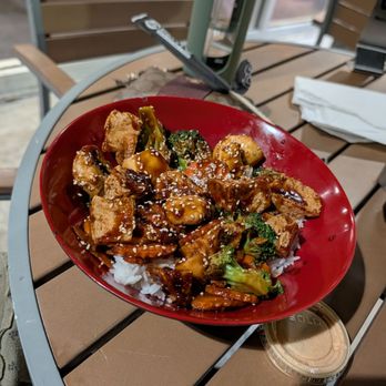 Bento Asian Kitchen + Sushi - Hibachi tofu - Sushi Bars Near Me - Pembroke Pines, Florida