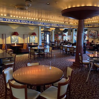 Pappadeaux Seafood Kitchen - Seafood Near Me - Austin, Texas
