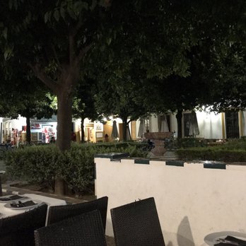 Doña Elvira - View of the little plaza - Salad Near Me - Seville, SE