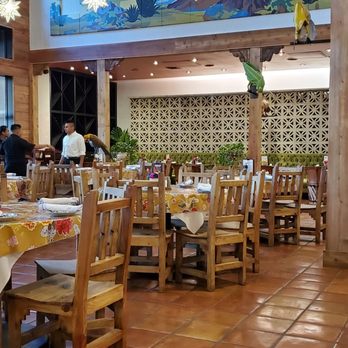 Los Tios - Main dining room - Tex-Mex Near Me - Houston, Texas Los Tios - Main dining room - Tex-Mex Near Me - Houston, Texas