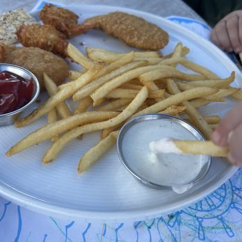 River Crab - Kids chicken tenders, fries, and of course, ranch - Breakfast & Brunch Near Me - St Clair, Michigan River Crab - Kids chicken tenders, fries, and of course, ranch - Breakfast & Brunch Near Me - St Clair, Michigan