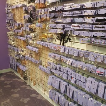 Claire's - Accessories - Accessories Near Me - Santa Clara, California