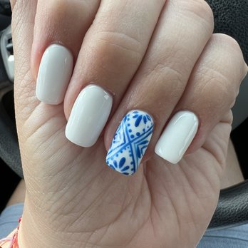 Ritzy Nail Lounge - Azulejo tiles - Nail Salons Near Me - Davenport, Florida Ritzy Nail Lounge - Azulejo tiles - Nail Salons Near Me - Davenport, Florida
