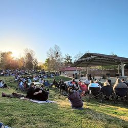 Wildwood Calvary Chapel - Wildwood Calvary Chapel Yucaipa California Easter/Resurrection Sunday sunrise service was terrific!