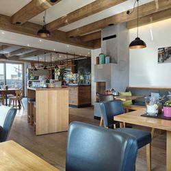 Stücklhof Café & Pension - Der moderne und gemütliche Innenraum