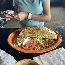 El Toro Bar and Grill - Quesadilla Deluxe