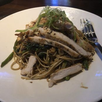 Yard House - Sesame Chicken & Noodles - Bars Near Me - Sunrise, Florida Yard House - Sesame Chicken & Noodles - Bars Near Me - Sunrise, Florida