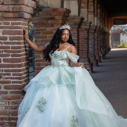 Lunas Dresses - Quinceanera Dress