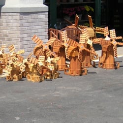 Farmers Market - I always wondered where those things came from...