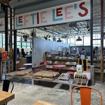 Leftie Lees - Storefront - Food Stands Near Me - Avondale Estates, Georgia