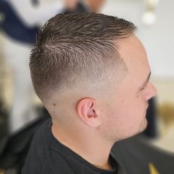 Norris Barber Lounge