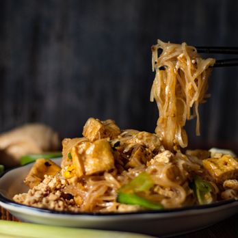Muse - Thai Near Me - Brooklyn, New York