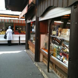 Viktor-Adler Markt