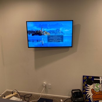 Hangtech - 43 inch Samsung - Home Theatre Installation Near Me
