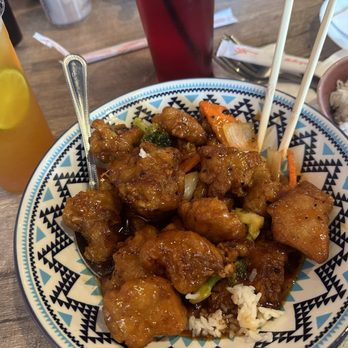 SY Chef - C2. General Tso's Chicken D12. Mango Bubble Bath - Chinese Near Me - Lisle, Illinois SY Chef - C2. General Tso's Chicken D12. Mango Bubble Bath - Chinese Near Me - Lisle, Illinois