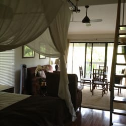 The Orchid Room at Hale Moi - 201A --"The Aloha Loft"