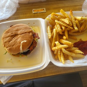 Shake My Burgers - Cheeseburger - Burgers Near Me - Cave City,, Kentucky