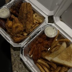 Taste Budzzz - Taste box with hot honey wings and Nashville hot chicken tenders combo