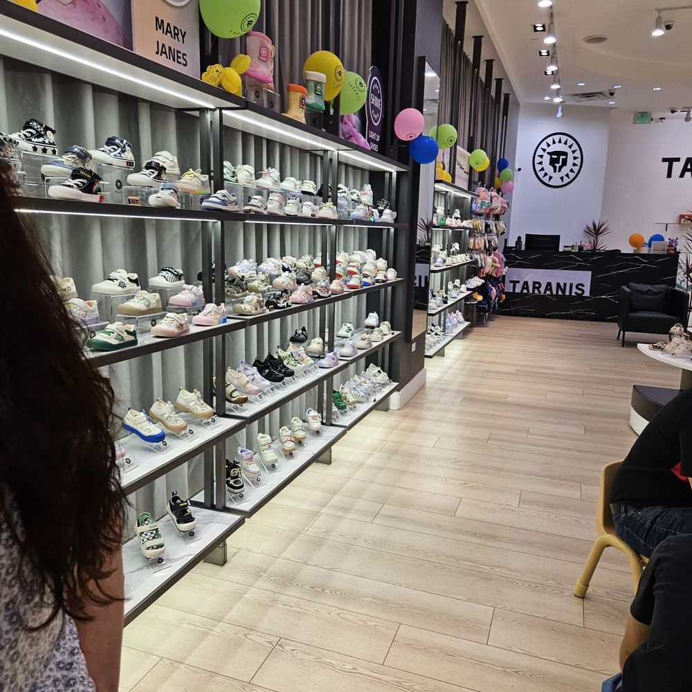 Taranis - Inside the store - Shoe Stores Near Me - Canoga Park, California