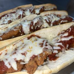 La Nuova Pizzeria - Chicken parm sub