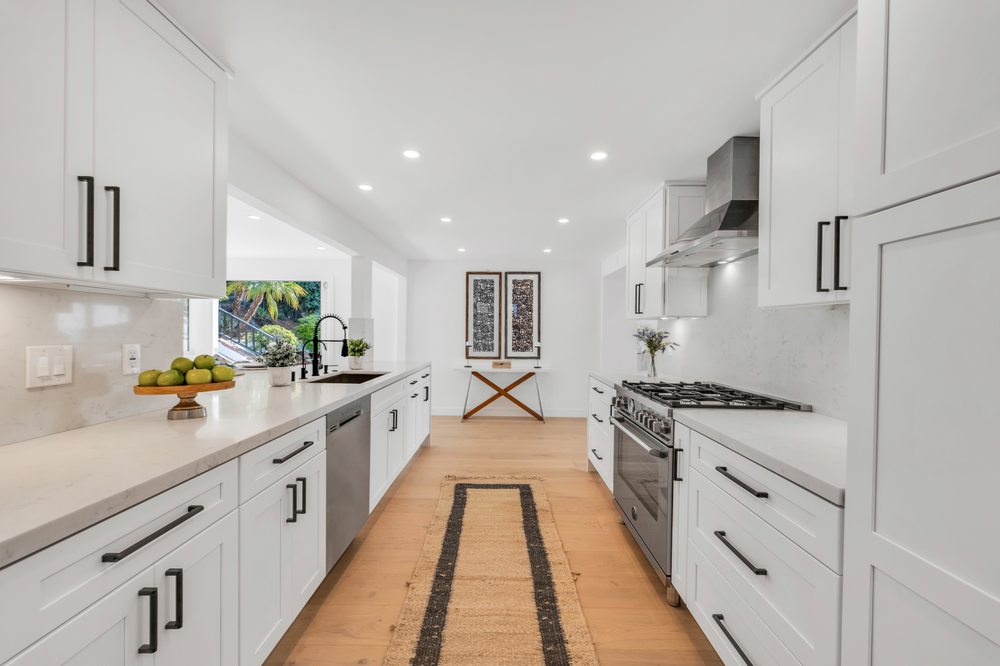 TAMER MAKEEN DOMO REAL ESTATE Updated July 2024 13 Photos & 12 Reviews 1040 Manhattan