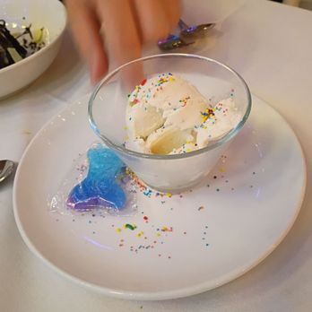 Amore E Amore - Kids gelato with lollipop - Italian Near Me - Atlanta, Georgia Amore E Amore - Kids gelato with lollipop - Italian Near Me - Atlanta, Georgia