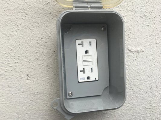 Armani Electrical Logo