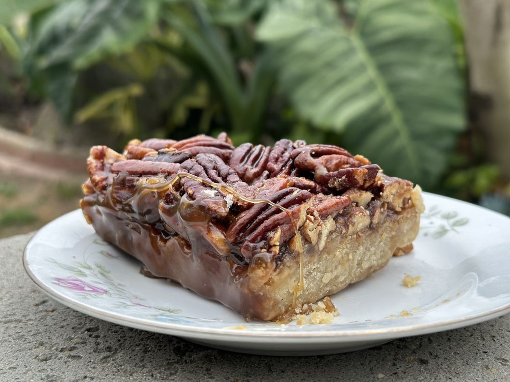 Darkstar Home Bakery Logo