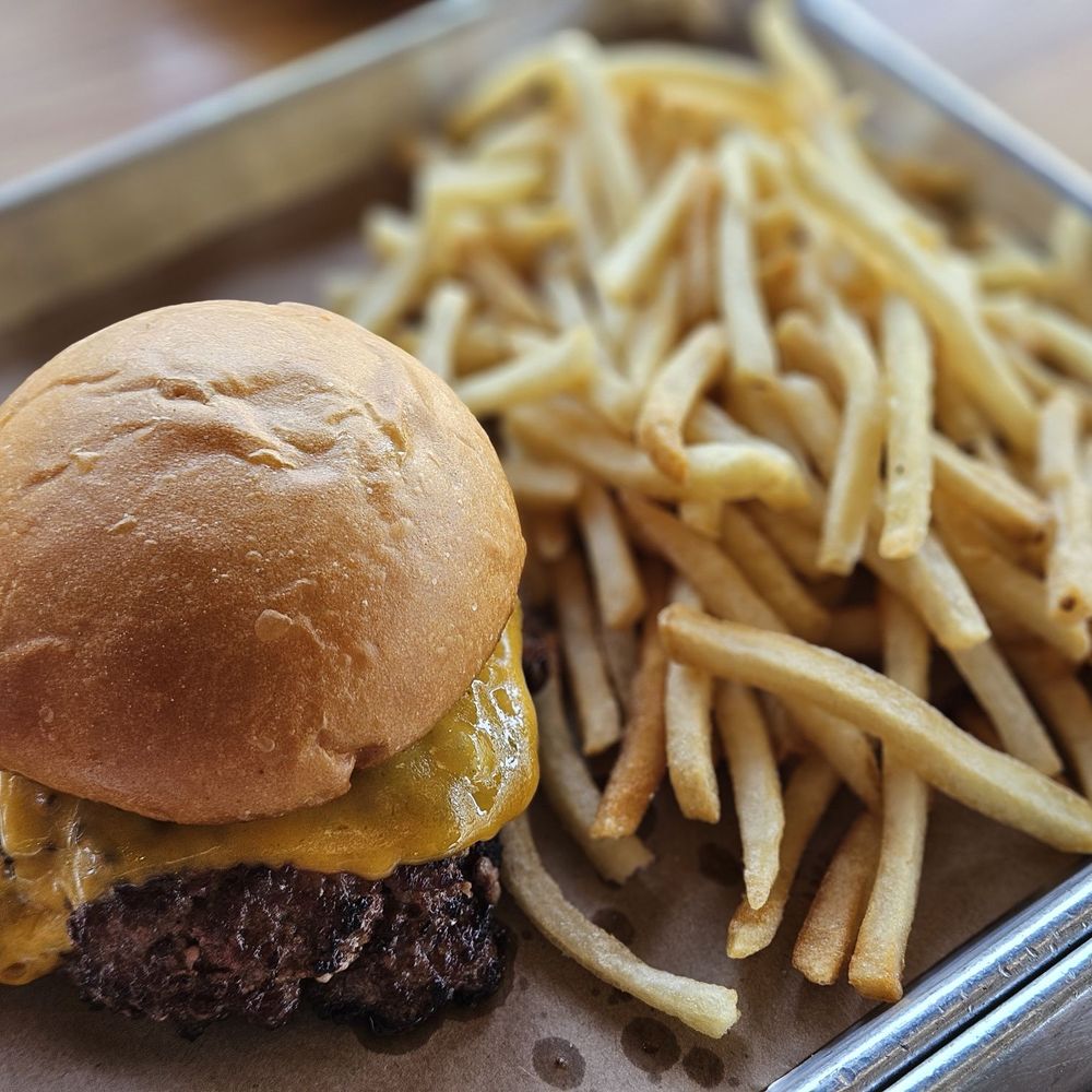 Miller's Smokehouse - House Cheeseburger Basket - Barbeque Near Me - Belton, Texas Miller's Smokehouse - House Cheeseburger Basket - Barbeque Near Me - Belton, Texas