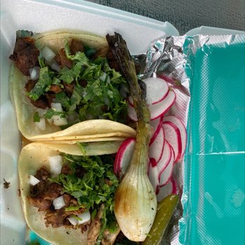 La Trailita - Beef tacos - Food Trucks Near Me - Avondale, Pennsylvania La Trailita - Beef tacos - Food Trucks Near Me - Avondale, Pennsylvania