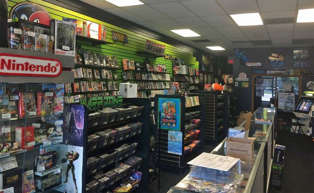 WARP ZONE VIDEO GAMES & BEYOND Updated September 2024 15 Photos