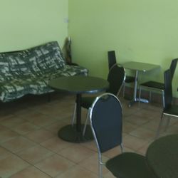 Fish on Barkly - Seating