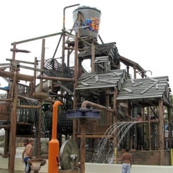 Hurricane Harbor Rockford