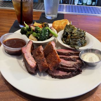 Sweet T's Restaurant + Bar - Bbq Plate - Southern Near Me - Windsor, California